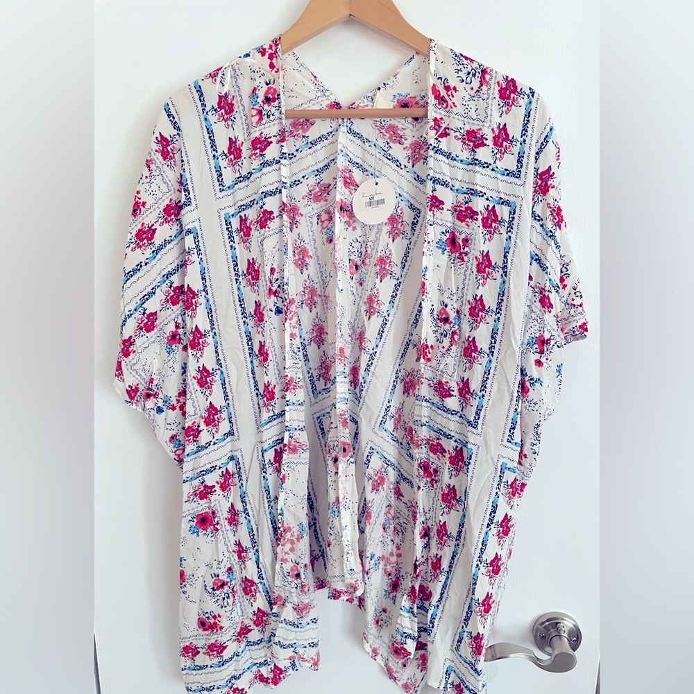 Pink and red kaftan runway seven never worn